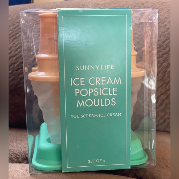 Ice Cream Popsicle Molds by SunnyLife Set of 4 - Picture 13 of 13